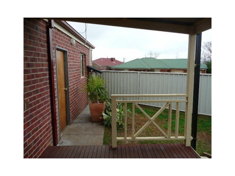10 Rosella Mews, Wodonga VIC 3690