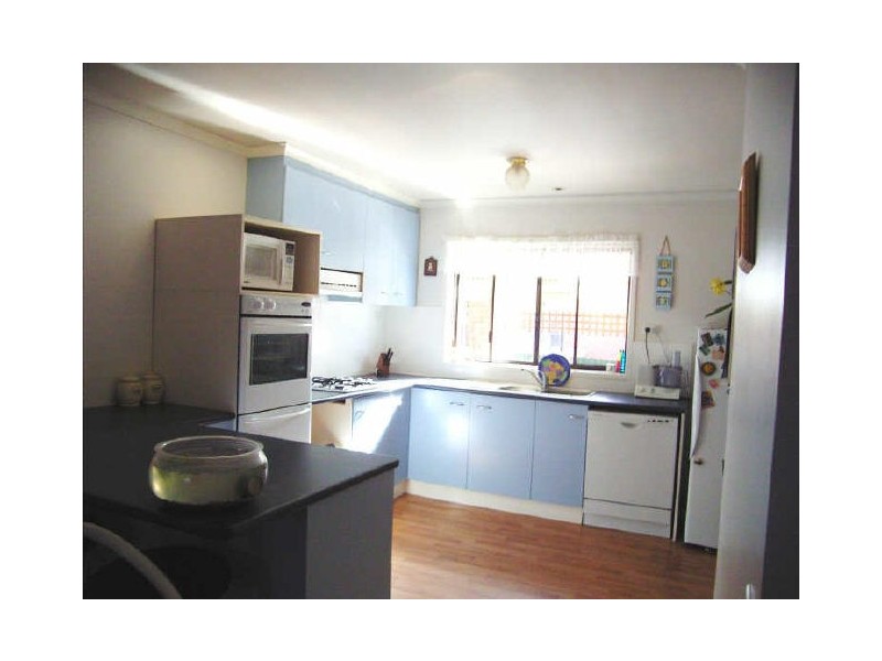 Room 1/8 Universal Court, Wodonga VIC 3690