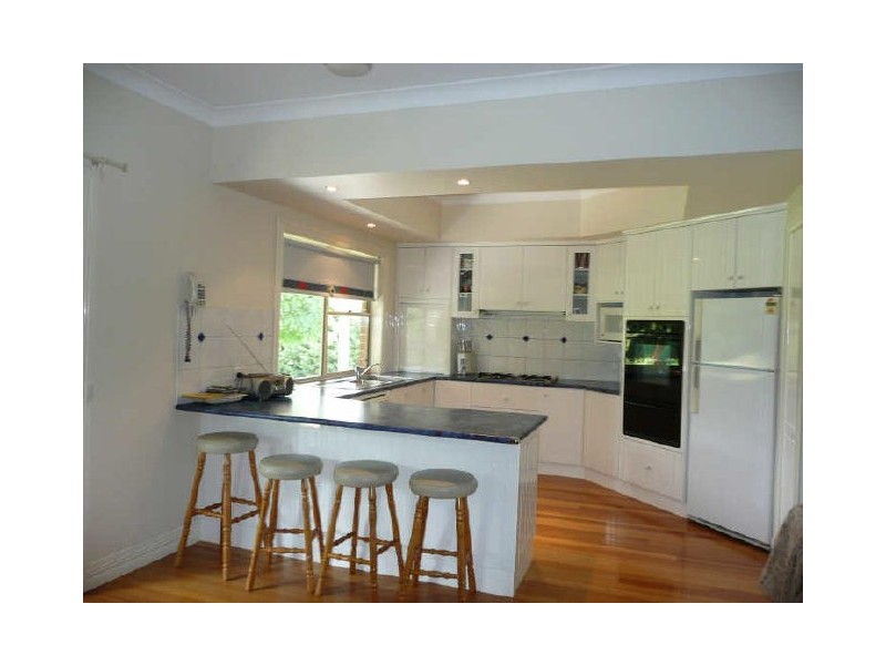 6 Innisfree Drive, Wodonga VIC 3690