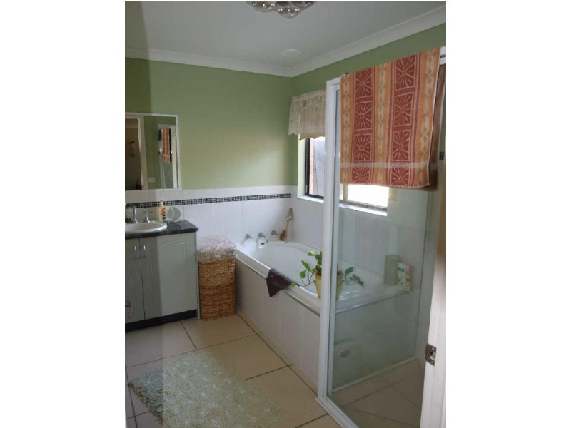 15 Indigo Drive, Barnawartha VIC 3688