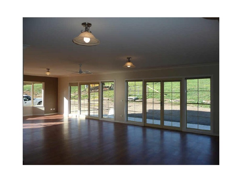 14 McEvoy Lane, Yackandandah VIC 3749