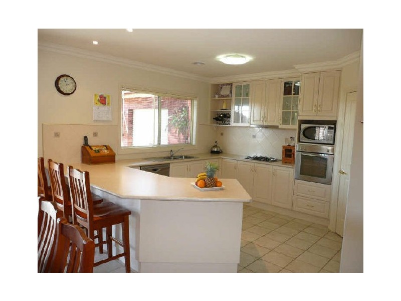 7 Kelle Court, Wodonga VIC 3690