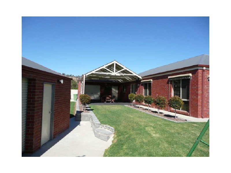 7 Kelle Court, Wodonga VIC 3690