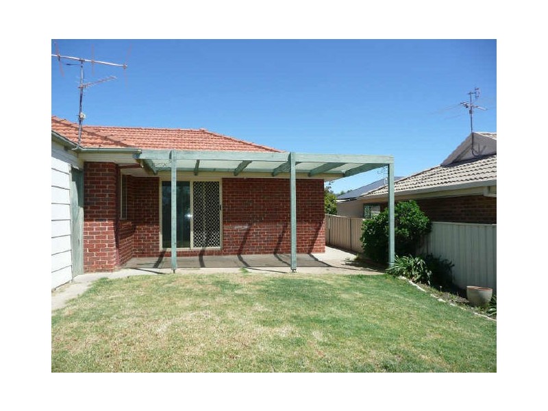 43 Nightingale Avenue, Wodonga VIC 3690