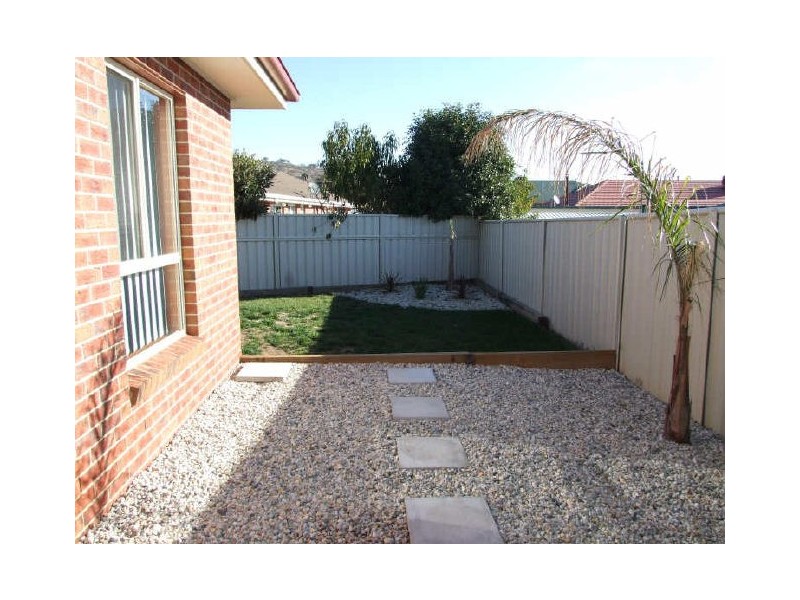 2/13 Wren Court, Wodonga VIC 3690