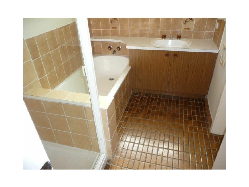 1 Hamilton Smith Drive, Wodonga VIC 3690