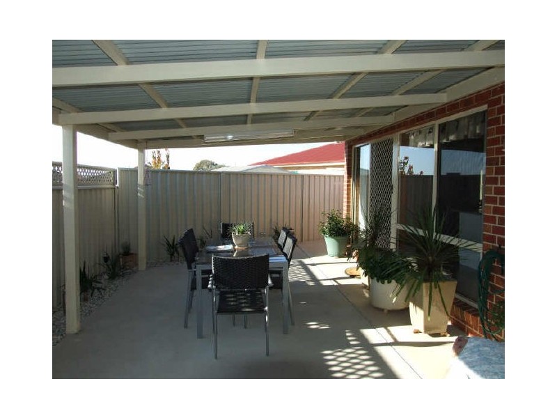 1/13 Wren Court, Wodonga VIC 3690
