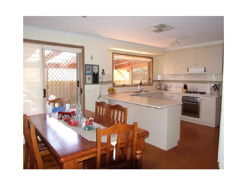 2 Ty Court, Wodonga VIC 3690