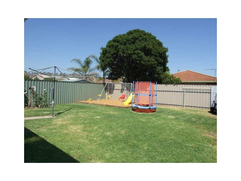 21 Nicole Crescent, Wodonga VIC 3690