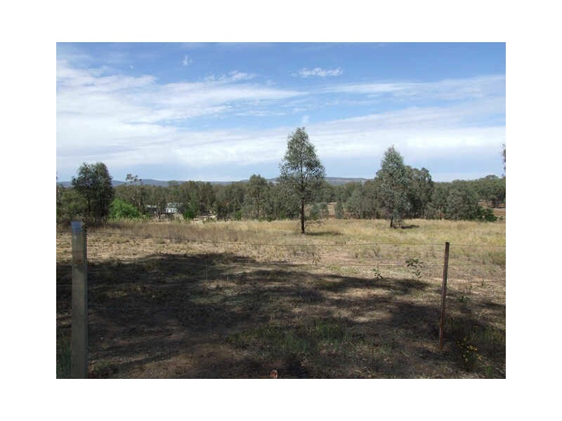 53 Cemetery Road, Chiltern VIC 3683