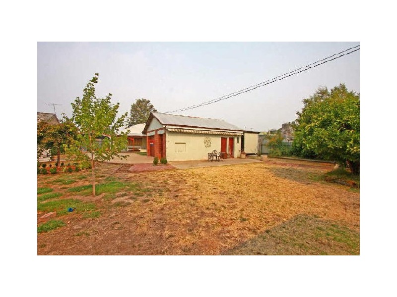 61 Charles Street, Wodonga VIC 3690