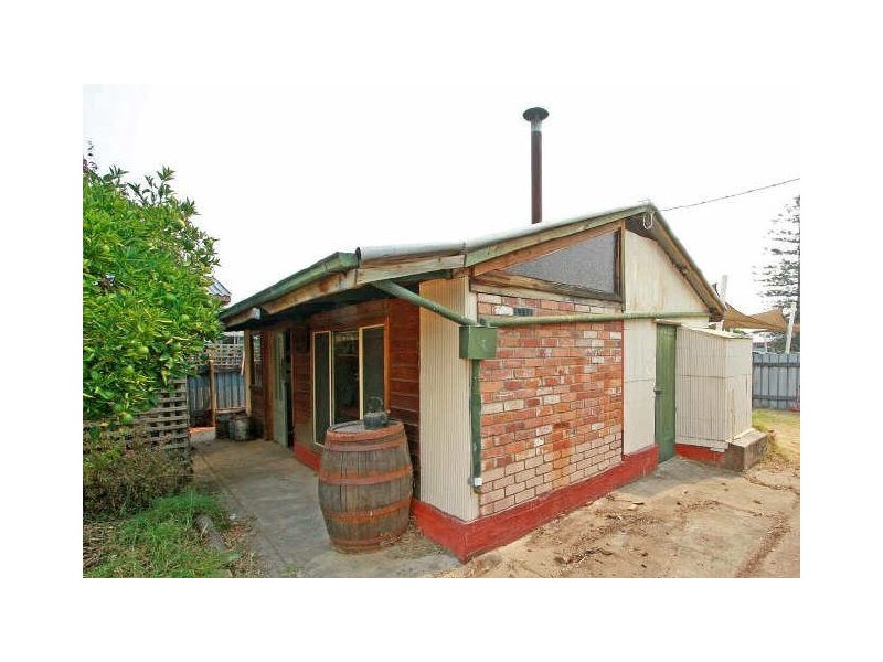 61 Charles Street, Wodonga VIC 3690