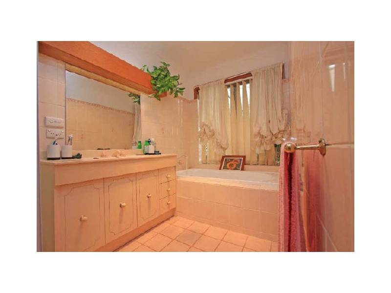 1 & 2/7 Bassett Street, Wodonga VIC 3690