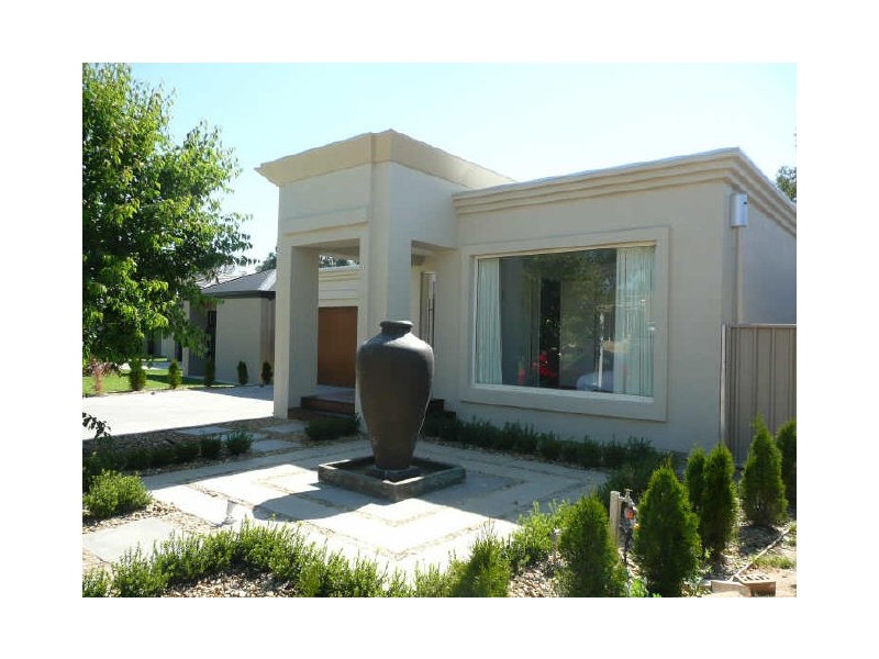 19 Garden Cove, Wodonga VIC 3690