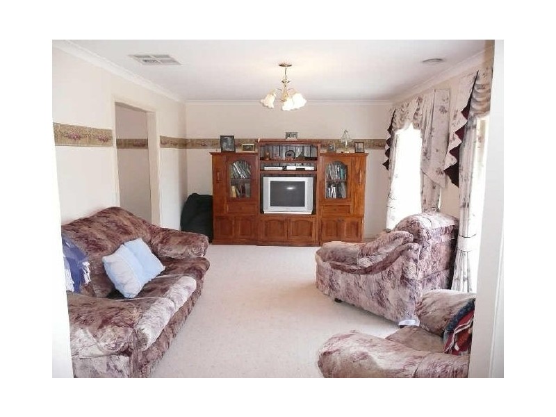 4 Ballara Drive, Wodonga VIC 3690