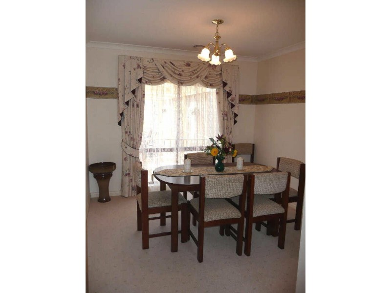 4 Ballara Drive, Wodonga VIC 3690