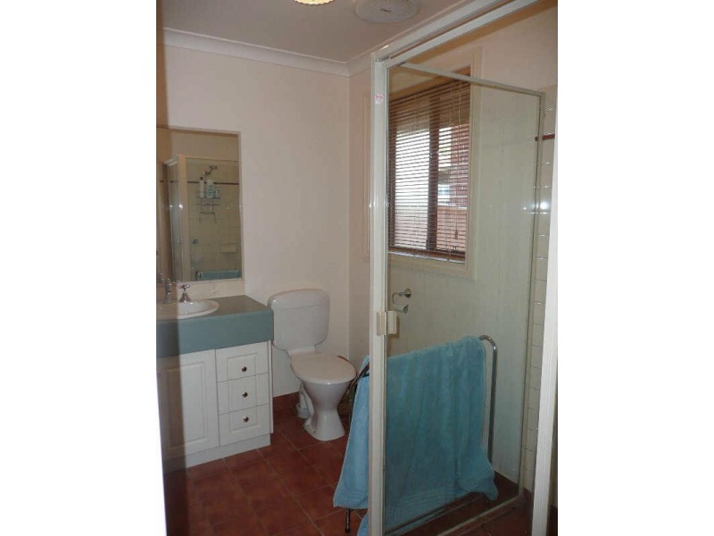 4 Ballara Drive, Wodonga VIC 3690