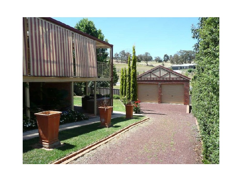 4 Ballara Drive, Wodonga VIC 3690