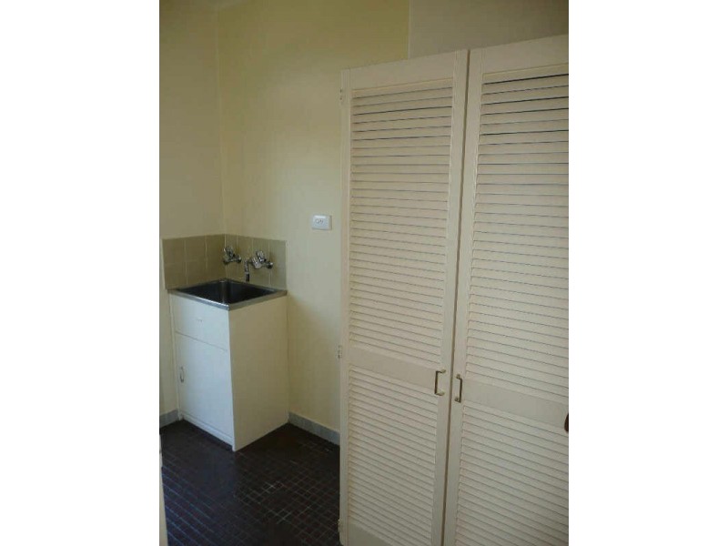 2/266 Beechworth Road, Wodonga VIC 3690