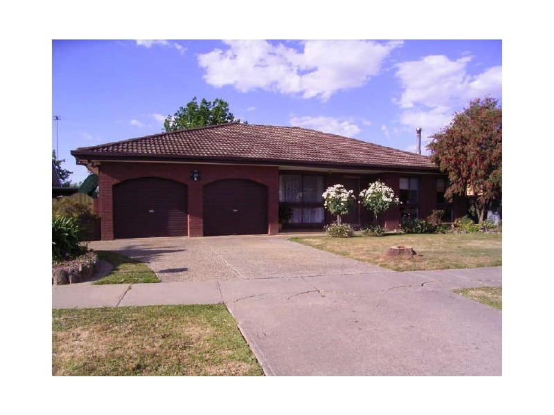 Room 3/20 Lloyd Street, Wodonga VIC 3690
