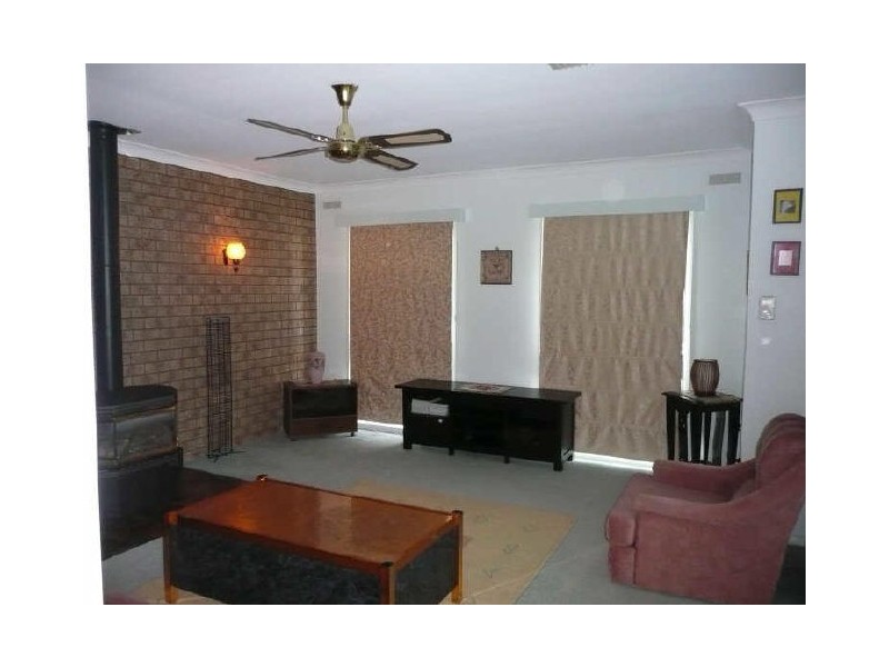 Room 3/20 Lloyd Street, Wodonga VIC 3690