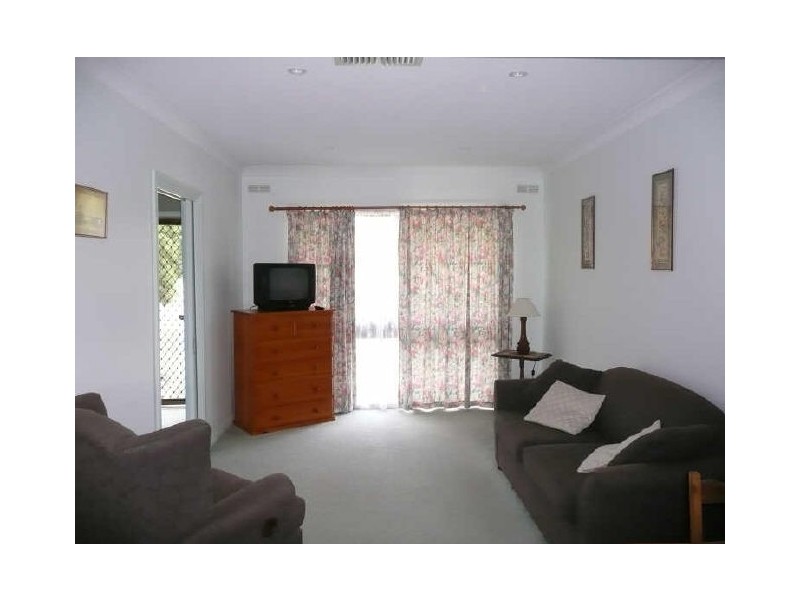 Room 3/20 Lloyd Street, Wodonga VIC 3690