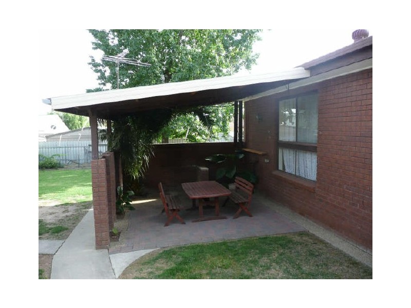 Room 3/20 Lloyd Street, Wodonga VIC 3690