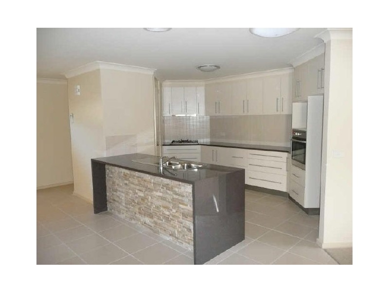 4 Blue Bonnet Way, Wodonga VIC 3690