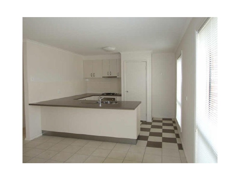 15 Oakmont Circuit, Wodonga VIC 3690