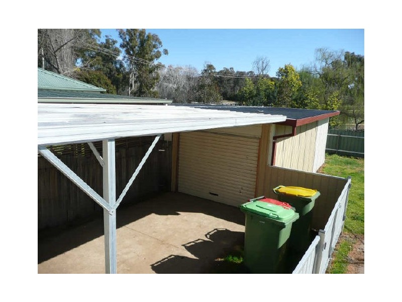 19 Gilbert Street, Wodonga VIC 3690