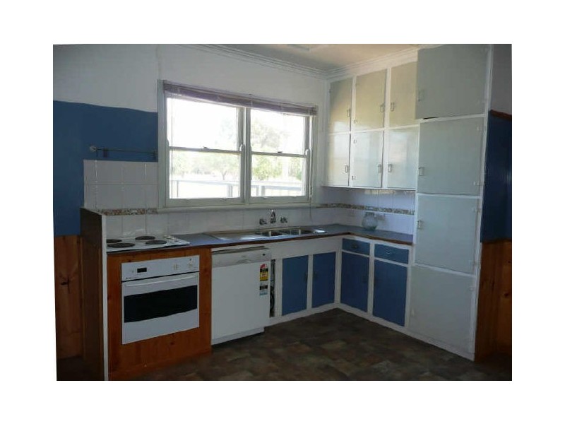 80 High Street, Barnawartha VIC 3688