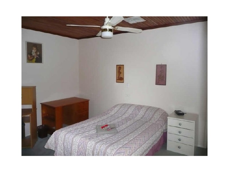 Room 1/20 Lloyd Street, Wodonga VIC 3690