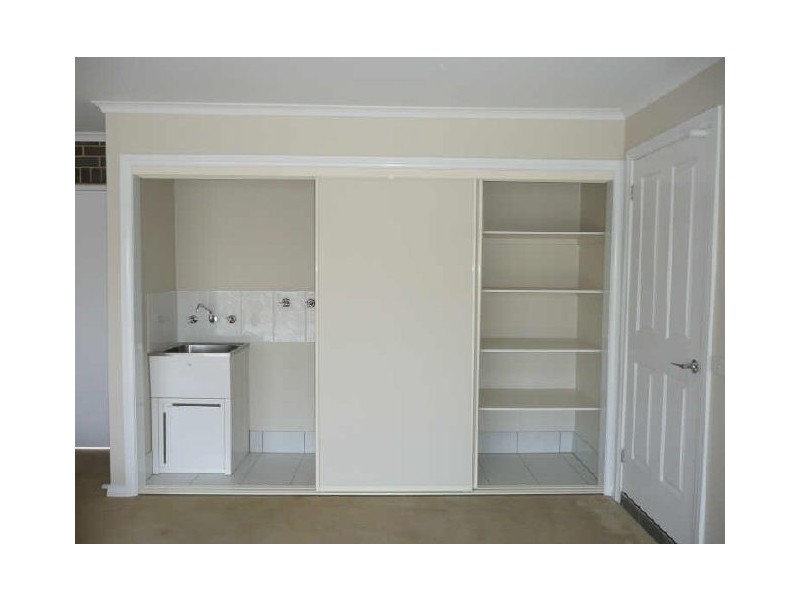 1/9 Thorneycroft Avenue, Wodonga VIC 3690