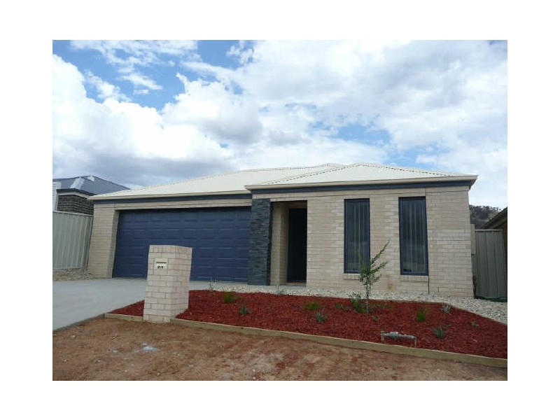 2/9 Thorneycroft Avenue, Wodonga VIC 3690