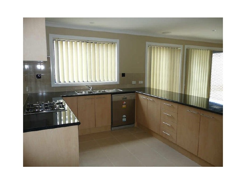 2/9 Thorneycroft Avenue, Wodonga VIC 3690