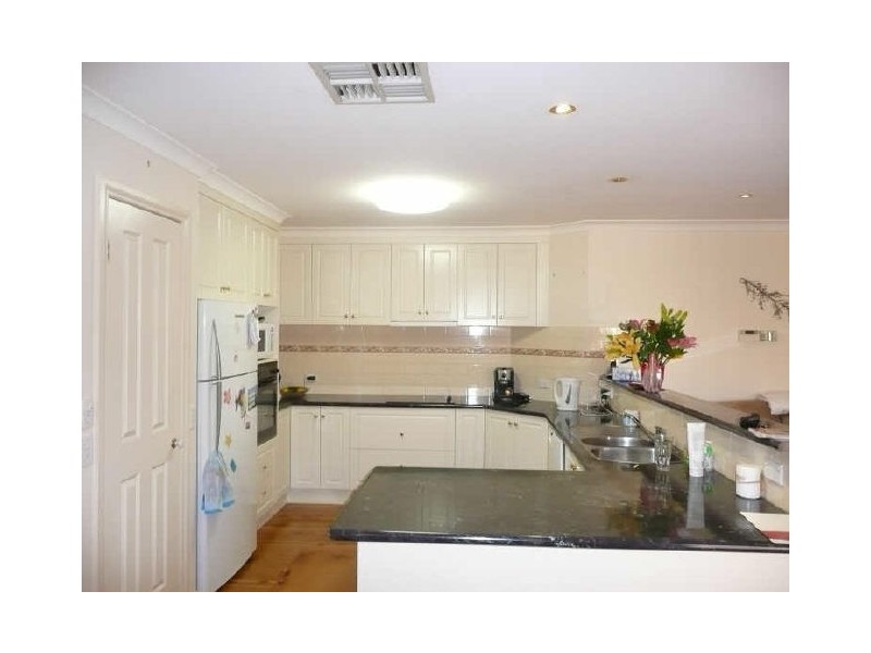 4 Ballara Drive, Wodonga VIC 3690