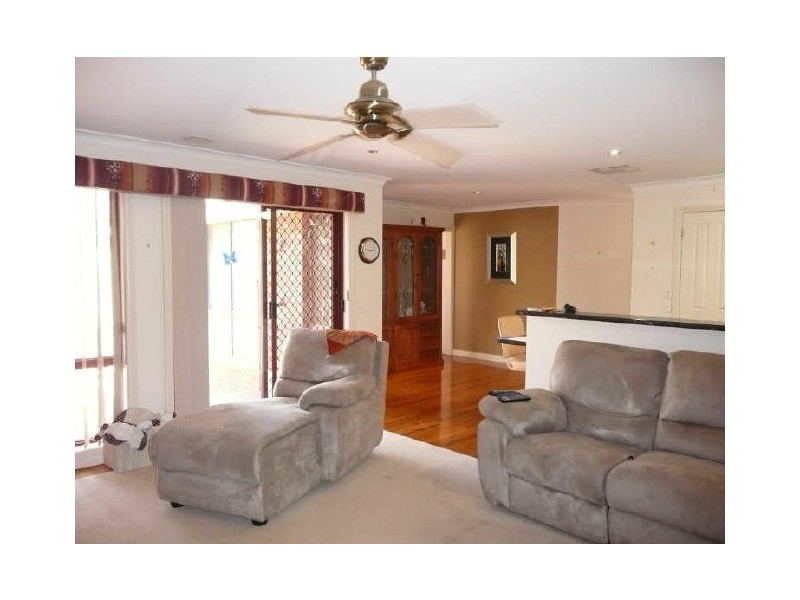 4 Ballara Drive, Wodonga VIC 3690