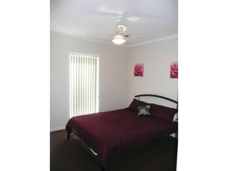 1/4 Mackenzie Crescent, Wodonga VIC 3690