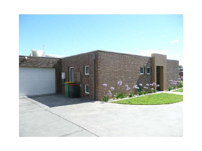 1/4 Mackenzie Crescent, Wodonga VIC 3690