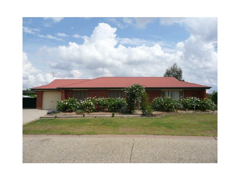 22 Howqua Circuit, Wodonga VIC 3690