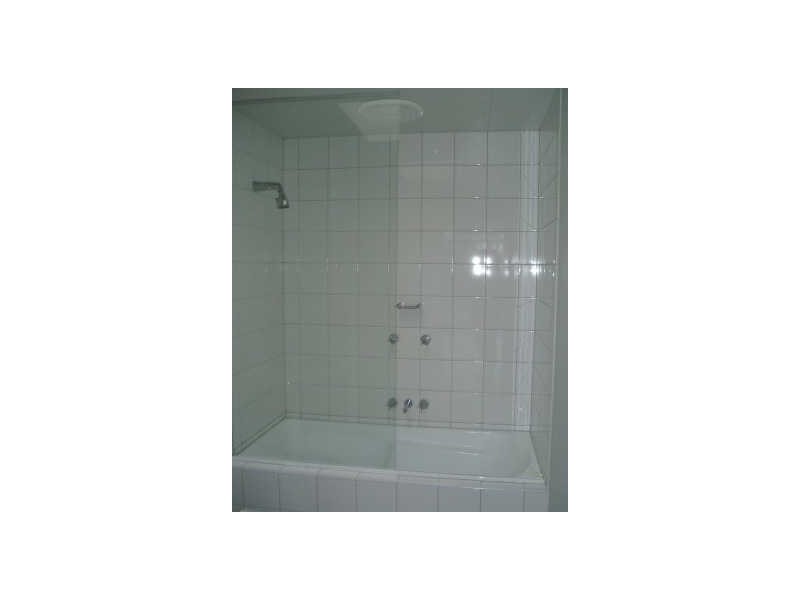 28/181 Bay Street, Port Melbourne VIC 3207