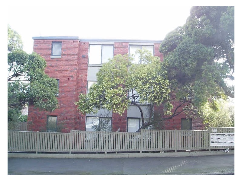 2/26 Brougham Street, North Melbourne VIC 3051