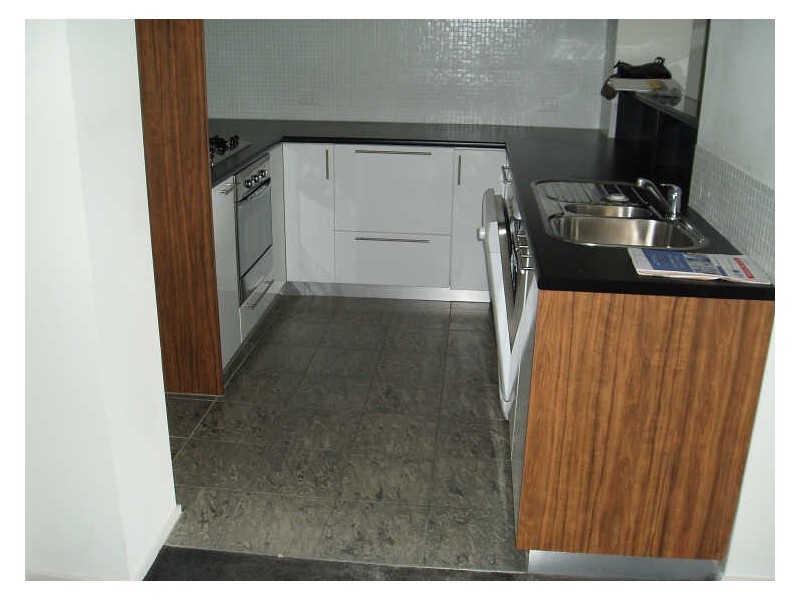 16/79 Whiteman Street, Southbank VIC 3006