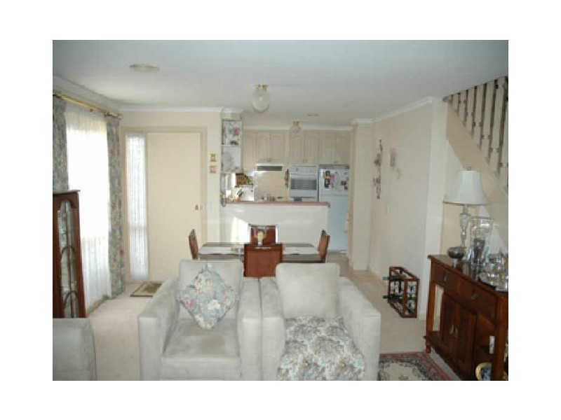 2B Maddox Road, Newport VIC 3015