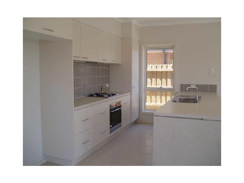 5 Turnstone Drive, Point Cook VIC 3030