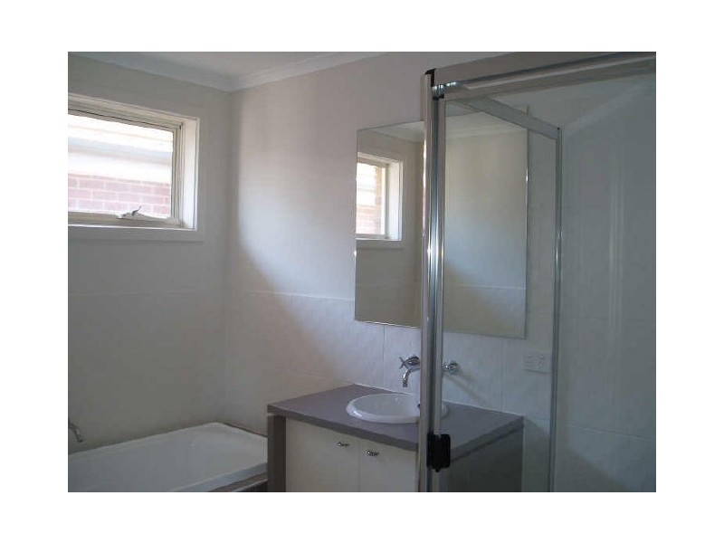 5 Turnstone Drive, Point Cook VIC 3030