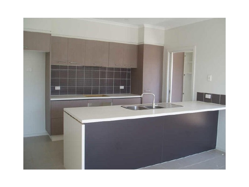 7 Turnstone Drive, Point Cook VIC 3030