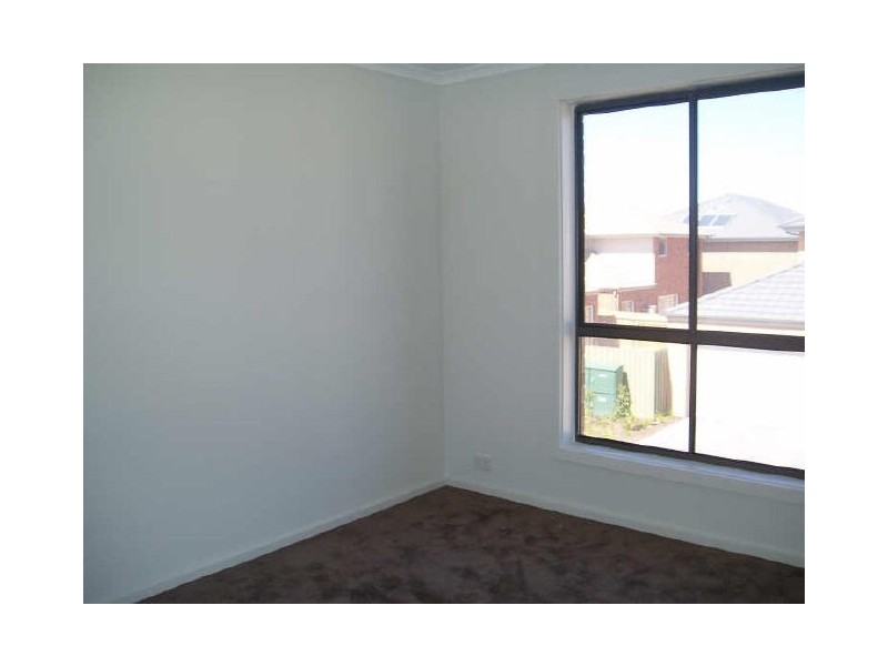 7 Turnstone Drive, Point Cook VIC 3030