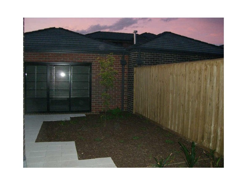 79 Rosebank Avenue, Clayton South VIC 3169