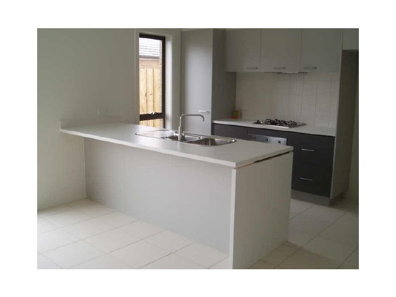 16 Turnstone Drive, Point Cook VIC 3030